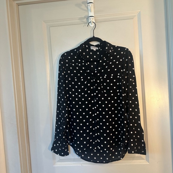 Express The Portofino Black & White Polka Dot Button Up Tab Sleeve Shirt, Small - Picture 7 of 7